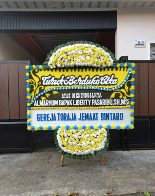 Papan Bunga Duka di Cijantung