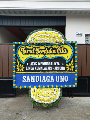 Papan Bunga Duka di Cijantung