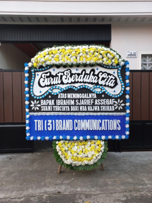 Papan Bunga Duka di Cijantung